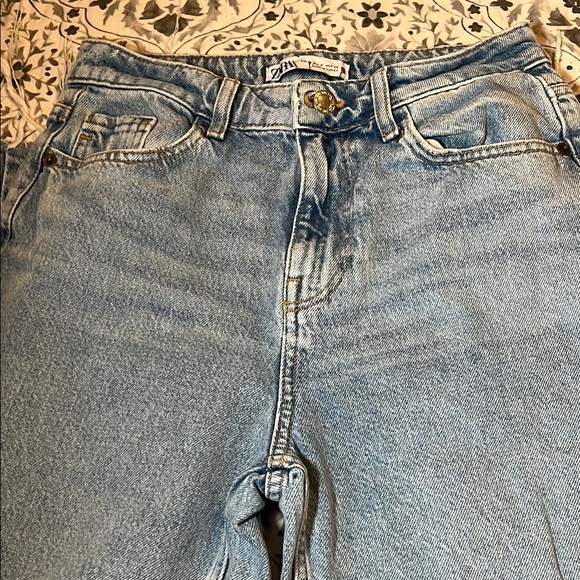 Light Blue Women's Jeans - Picture 3 of 4